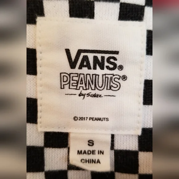 Van's Peanuts by Schultz Snoopy sweatshirt. Adult Small. Black, White & Red. - Picture 4 of 6